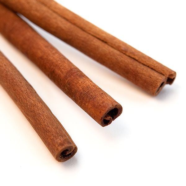 Cinnamon Sticks 6 inches 5 pack 1 lb 