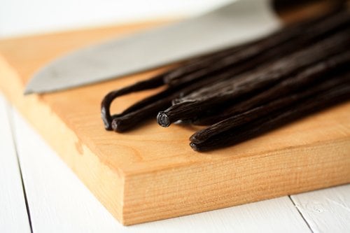 https://www.beanilla.com/wp/wp-content/uploads/2012/05/how-to-use-vanilla-beans.jpg