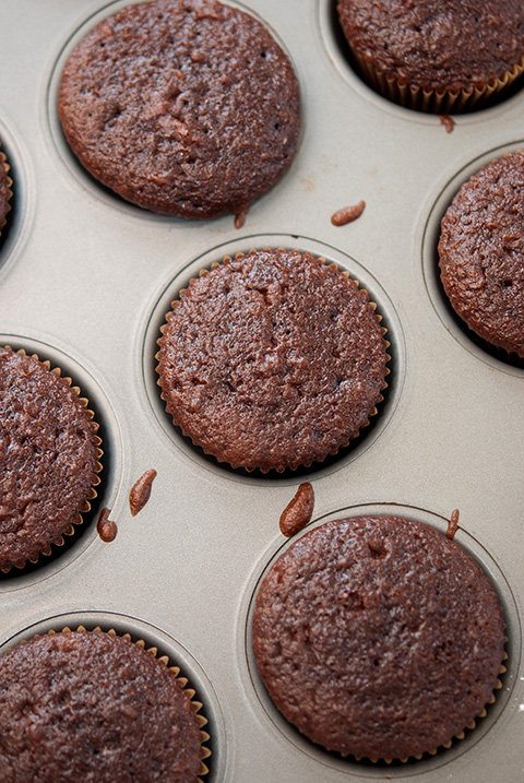 bake chocolate cup cakes