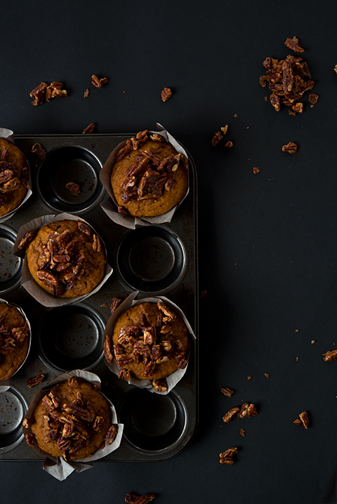 Pecan Pie Pumpkin Muffins